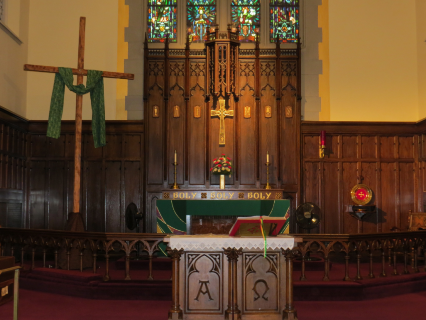 Holy Communion's Renovated Sanctuary